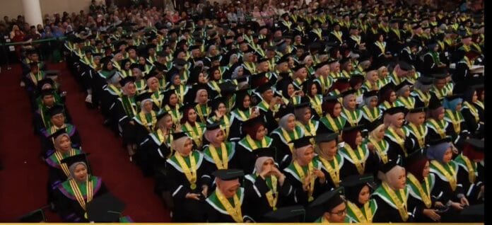 UMJ Gelar Wisuda ke-80