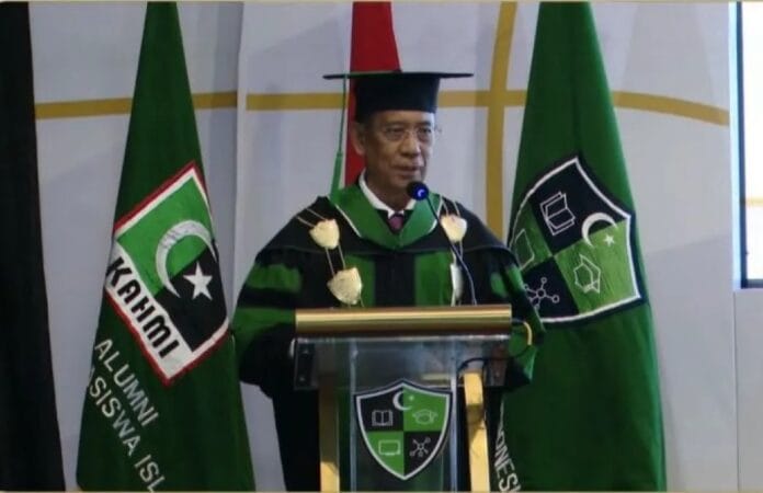 Wisuda Perdana UICI