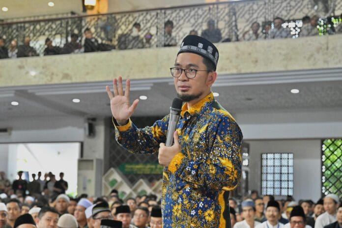 Ustaz Adi Hidayat